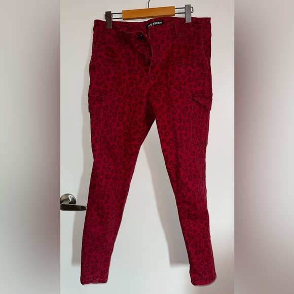 Joe Fresh Red Jeans Size 32 - Picture 1 of 2